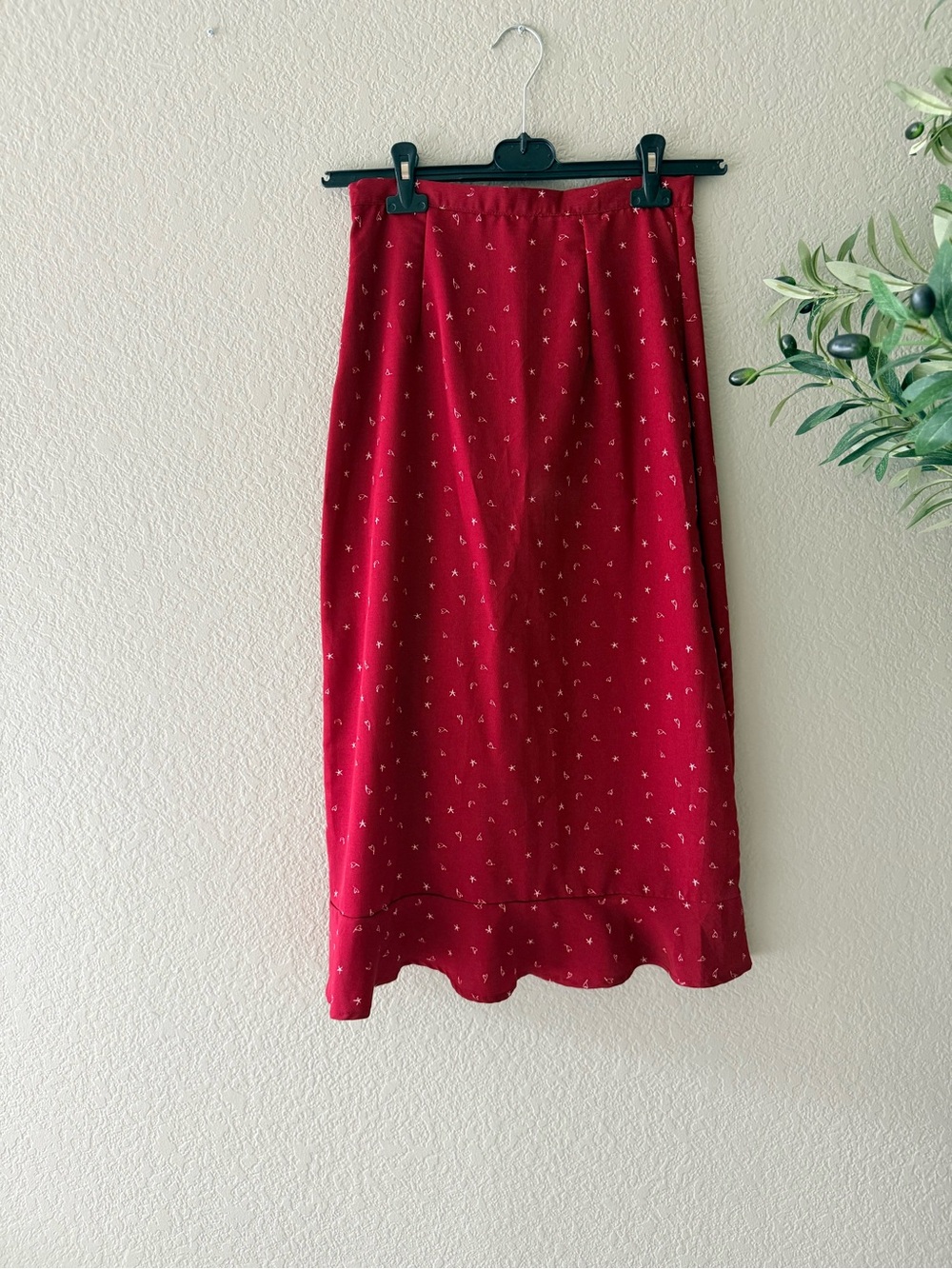 Red Printed Midi Skirt - Picture 3 of 4